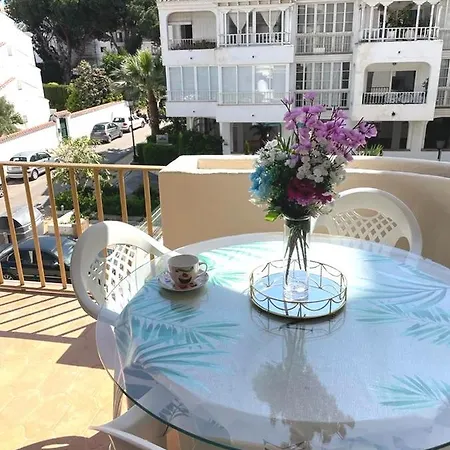 Lovely Next To The Casino In Puerto Banus - & Luxury